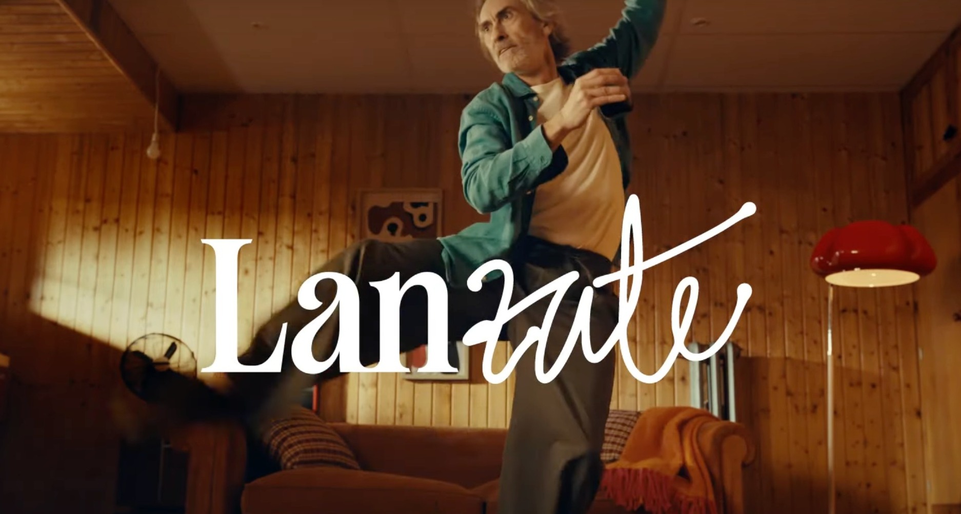Bodegas Lan comienza una nueva etapa de comunicación rompiendo las convenciones del vino hombre bailando en la nueva campaña de Bodegas Lan