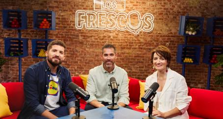 Lidl lanza su propio podcast para impulsar una alimentación saludable con humor y cercanía El set de rodaje de Los Frescos, el podcast de Lidl