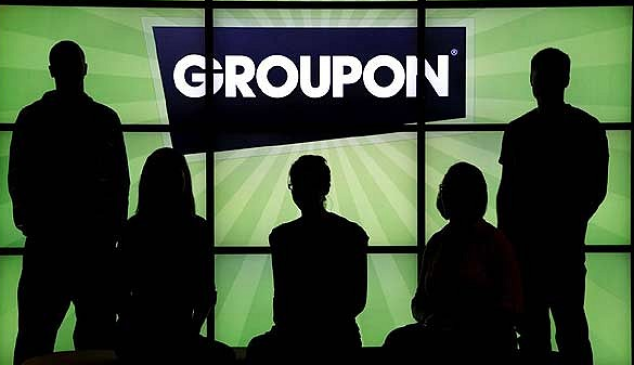  groupon-personas-siluetas