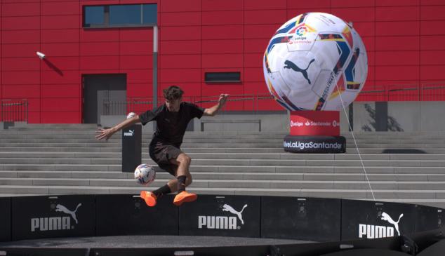 LaLiga juega con balones del espacio